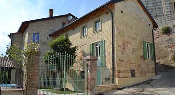 Monferrato Home Apartments 