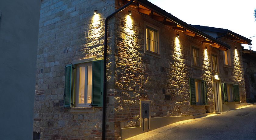 Monferrato Home Apartments 