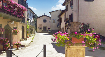 Albergo Diffuso Borgo Villa Retrosi